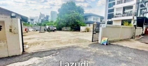 Commercial property in Bangkok, Thailand No. 14112 2