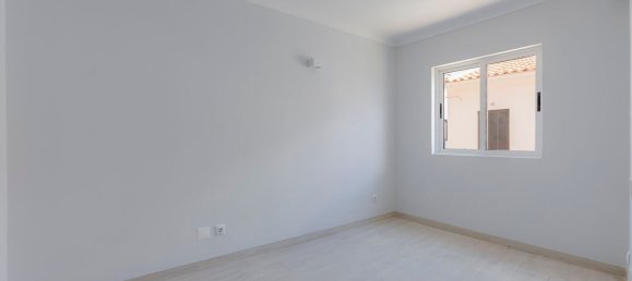 3 chambres Villa à Luz, Portugal No. 95277 14