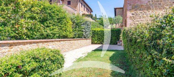 2 bedrooms Apartment in Pienza, Italy No. 1443 3