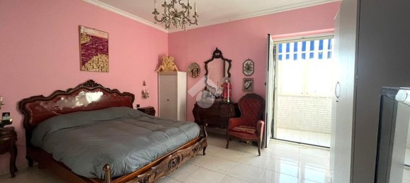 3 rooms Apartment in Torre del Greco, Italy No. 2241 7