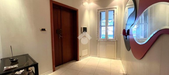 3 rooms Apartment in Torre del Greco, Italy No. 2241 5
