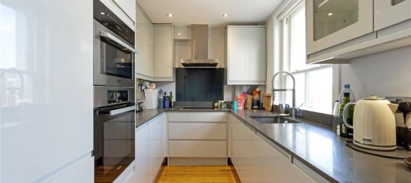 9 bedrooms House in London, United Kingdom No. 5330 31