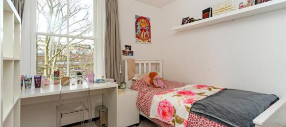 9 bedrooms House in London, United Kingdom No. 5330 36