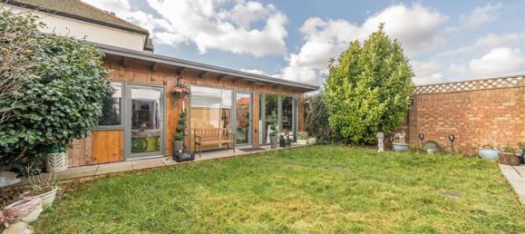 5 bedrooms House in Surbiton, United Kingdom No. 10212 8