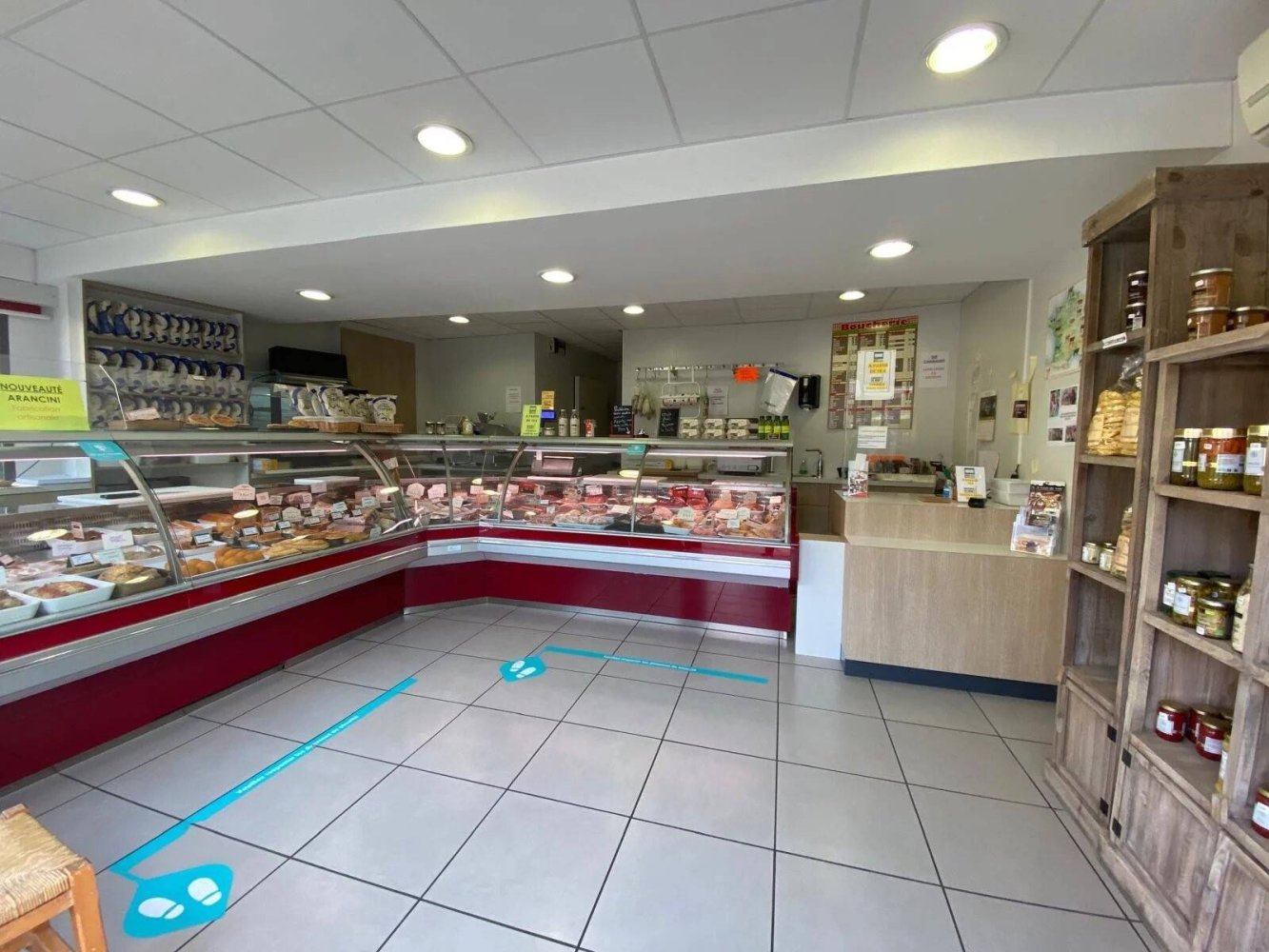 Propriété commerciale à Isère, France 106m² No. 198150