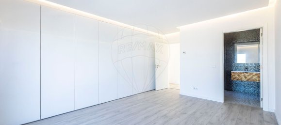 4 bedrooms House in Batalha, Portugal No. 22435 22