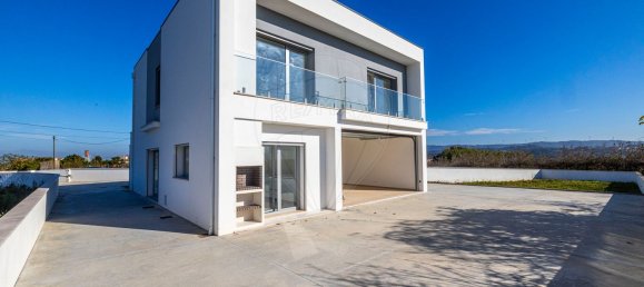 4 bedrooms House in Batalha, Portugal No. 22435 6