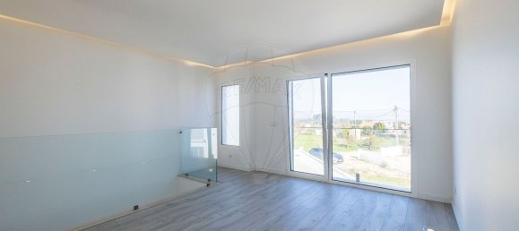 4 bedrooms House in Batalha, Portugal No. 22435 13