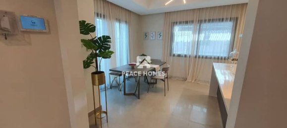 4 bedrooms Townhouse in Al Rahmaniya, UAE No. 16354 13