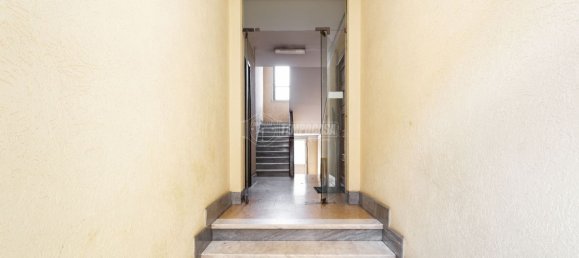 2 bedrooms Apartment in Turin, Italy No. 333499 23