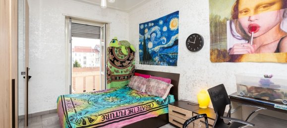 2 bedrooms Apartment in Turin, Italy No. 333499 4