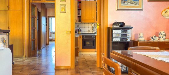 3 Schlafzimmer Villa in Cadrezzate con Osmate, Italy, Nr. 291199 26