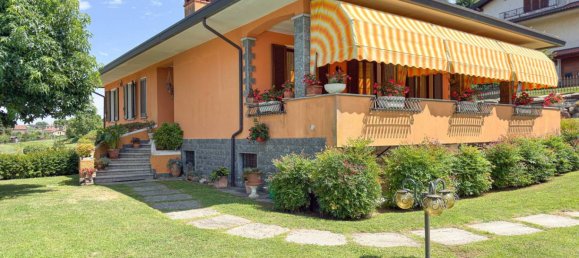 3 Schlafzimmer Villa in Cadrezzate con Osmate, Italy, Nr. 291199 8
