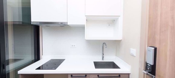 Кондоминиум  с 1 спальней в Condolette Midst Rama 9, Пляж Рейли, Таиланд № 31080 5