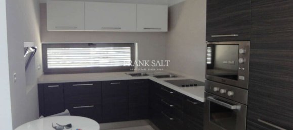 Apartamento de 2 dormitorios en Saint Julian's, Malta No. 3411 2