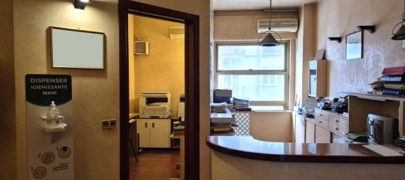 2غرفة شقة في Bari, Italy رقم 32480 12