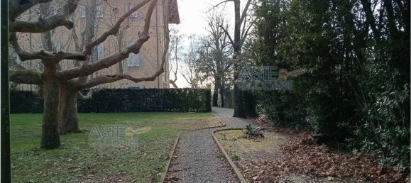 Apartamento de 5 dormitorios en Pontedera, Italy No. 312099 11