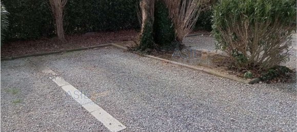 Apartamento de 5 dormitorios en Pontedera, Italy No. 312099 2