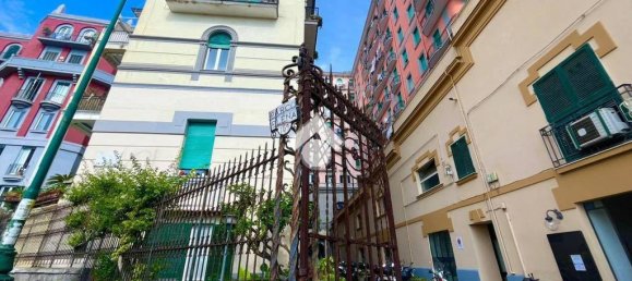 2 bedrooms Apartment in Naples, Italy No. 358687 36