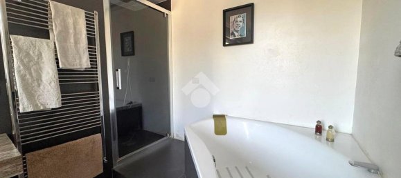 2 bedrooms Apartment in Naples, Italy No. 358687 28