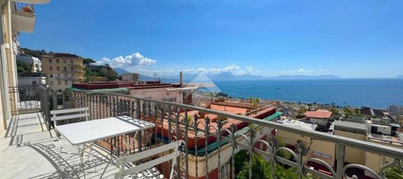 2 bedrooms Apartment in Naples, Italy No. 358687 20