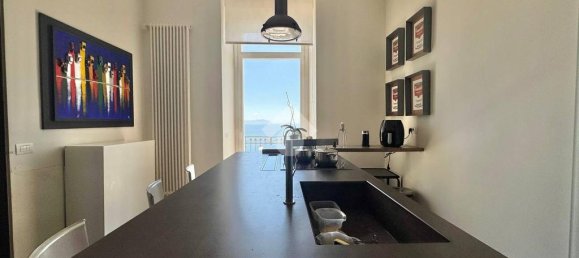 2 bedrooms Apartment in Naples, Italy No. 358687 14