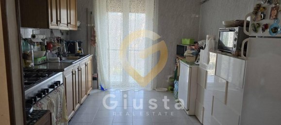 3-salle Appartement à Brindisi, Italy No. 148190 7