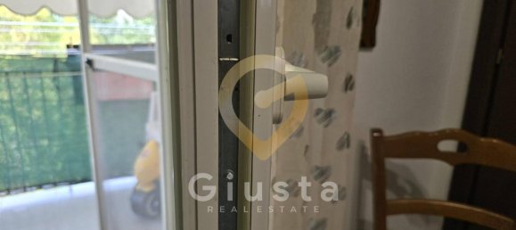 3-salle Appartement à Brindisi, Italy No. 148190 5