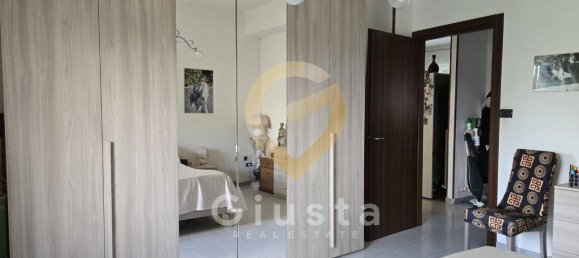 3-salle Appartement à Brindisi, Italy No. 148190 6