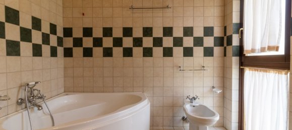 3 bedrooms House in Siena, Italy No. 236350 36