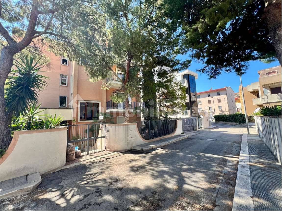 3 bedrooms Apartment in Andria, Italy No. 260769