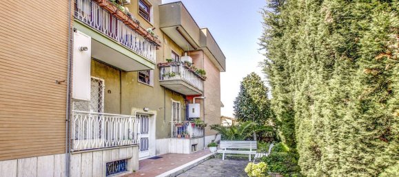 4 bedrooms Apartment in Rome, Italy No. 335784 20