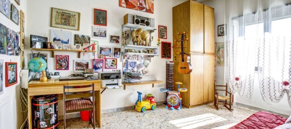 4 bedrooms Apartment in Rome, Italy No. 335784 13