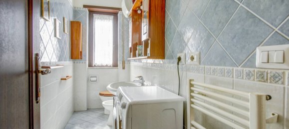 4 bedrooms Apartment in Rome, Italy No. 335784 15