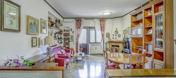 4 bedrooms Apartment in Rome, Italy No. 335784 2