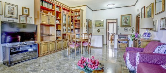 4 bedrooms Apartment in Rome, Italy No. 335784 5