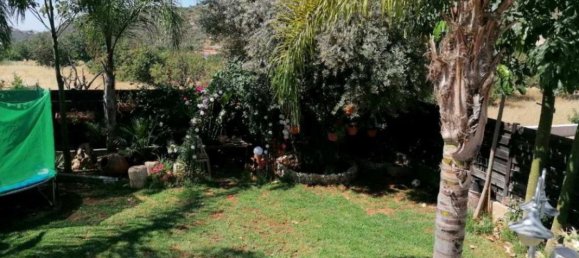 6 bedrooms Villa in Limassol, Cyprus No. 1951 9