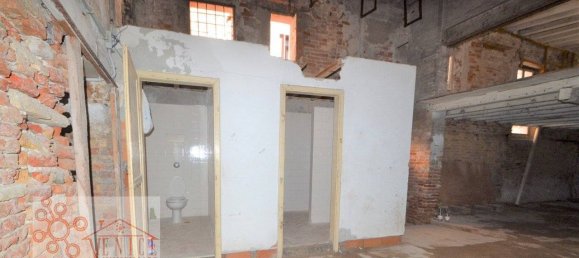 5 rooms Warehouse in Venice, Italy No. 310717 17