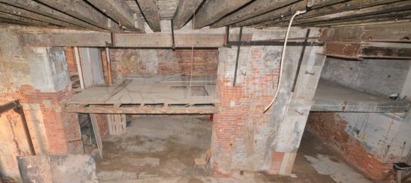 5 rooms Warehouse in Venice, Italy No. 310717 11