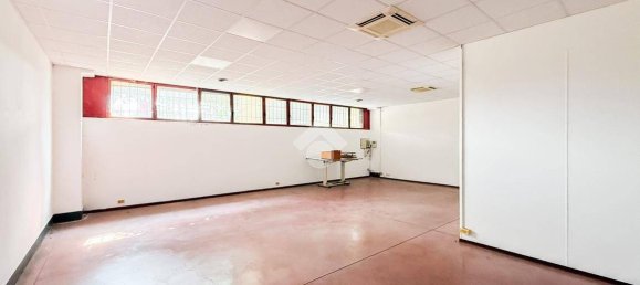 Armazém de 3 divisões em Mazzano, Italy N.º 316341 30