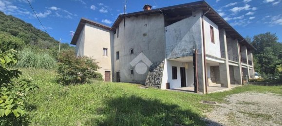 Casa de 5 habitaciónes en Trescore Balneario, Italy No. 284333 7