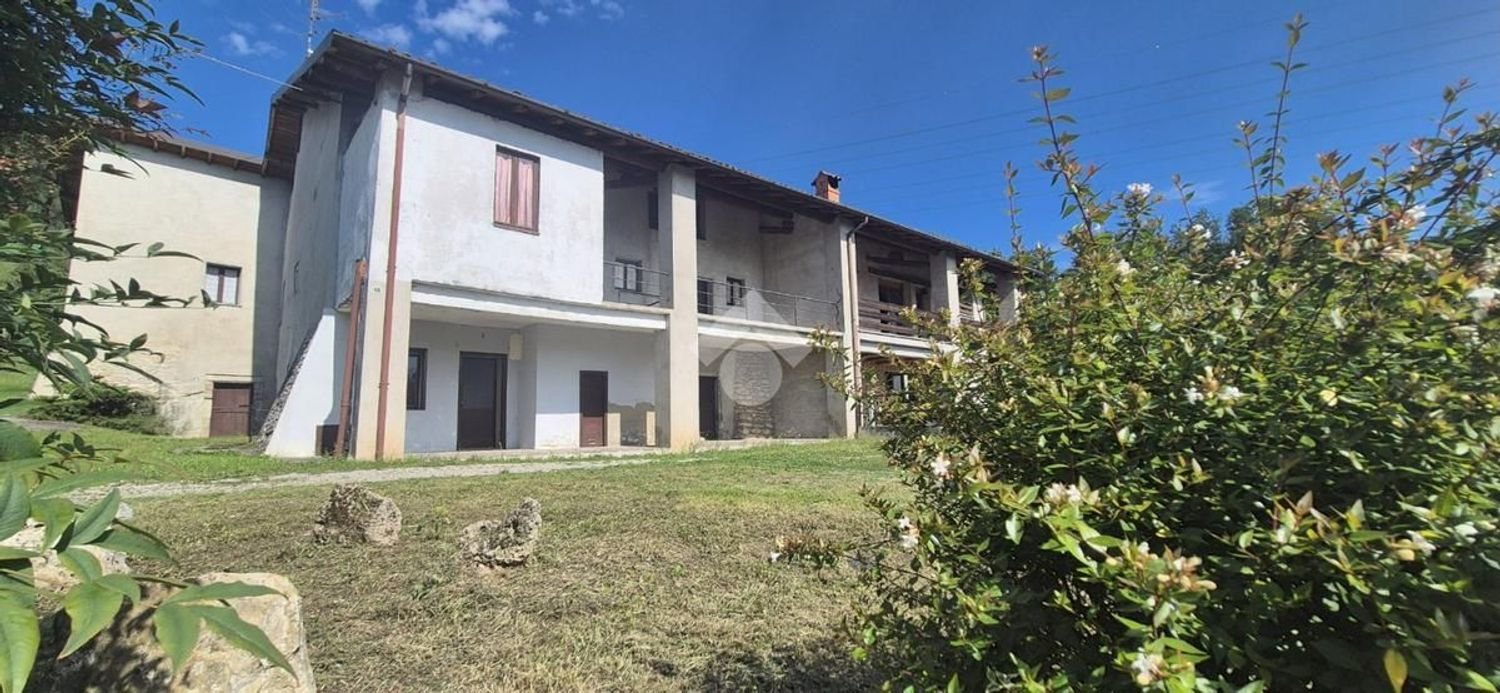 Casa de 5 habitaciónes en Trescore Balneario, Italy No. 284333