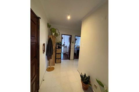 Apartamento de 2 dormitorios en Rio de Mouro, Portugal No. 303080