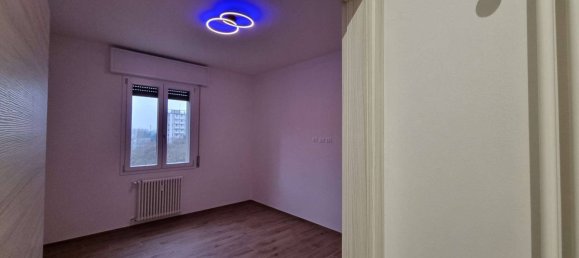 2 bedrooms Apartment in Bologna, Italy No. 82115 13