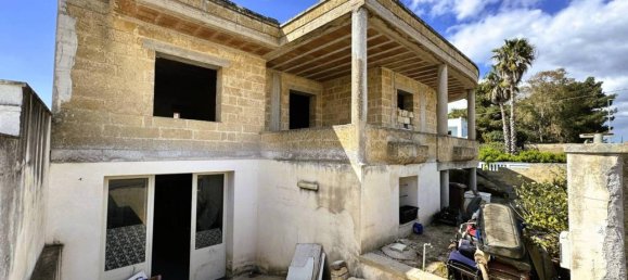 8-Zimmer Haus in Miggiano, Italy, Nr. 36311 2