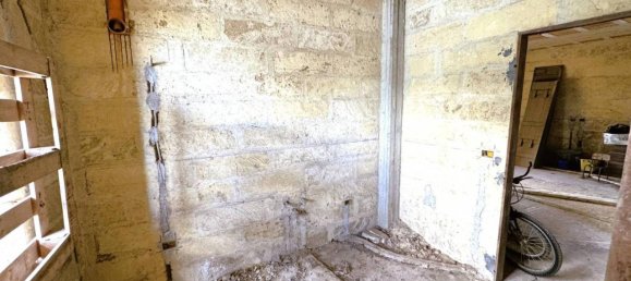 8-Zimmer Haus in Miggiano, Italy, Nr. 36311 11