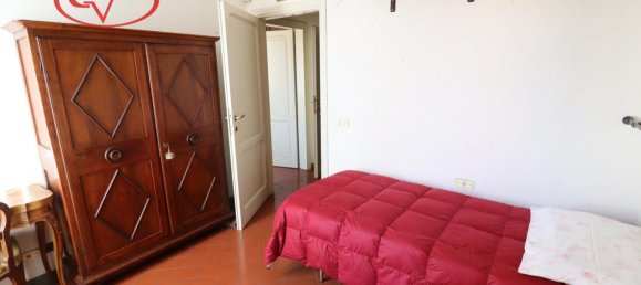 6 rooms Apartment in Montevarchi, Italy No. 235643 23