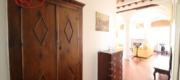 6 rooms Apartment in Montevarchi, Italy No. 235643 19