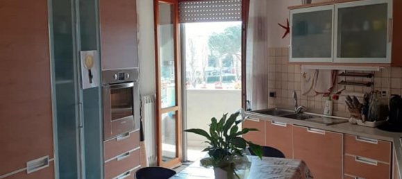 4 rooms Apartment in Rosignano Marittimo, Italy No. 193205 3