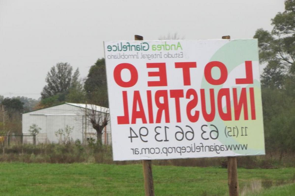  Land in Buenos Aires, Argentina No. 120483